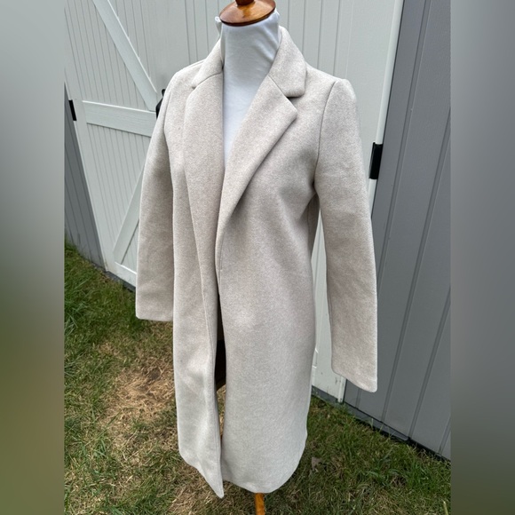 Zara Classic Beige Trench Coat - Picture 3 of 10